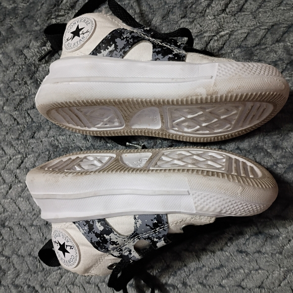 Converse Kids High-Top Sneakers - White and Black - Picture 3 of 5